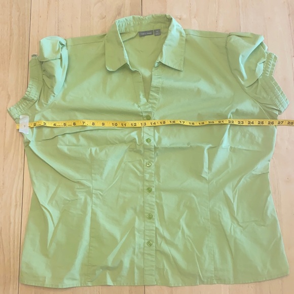 Apt. 9 SS lime green blouse - Picture 7 of 8